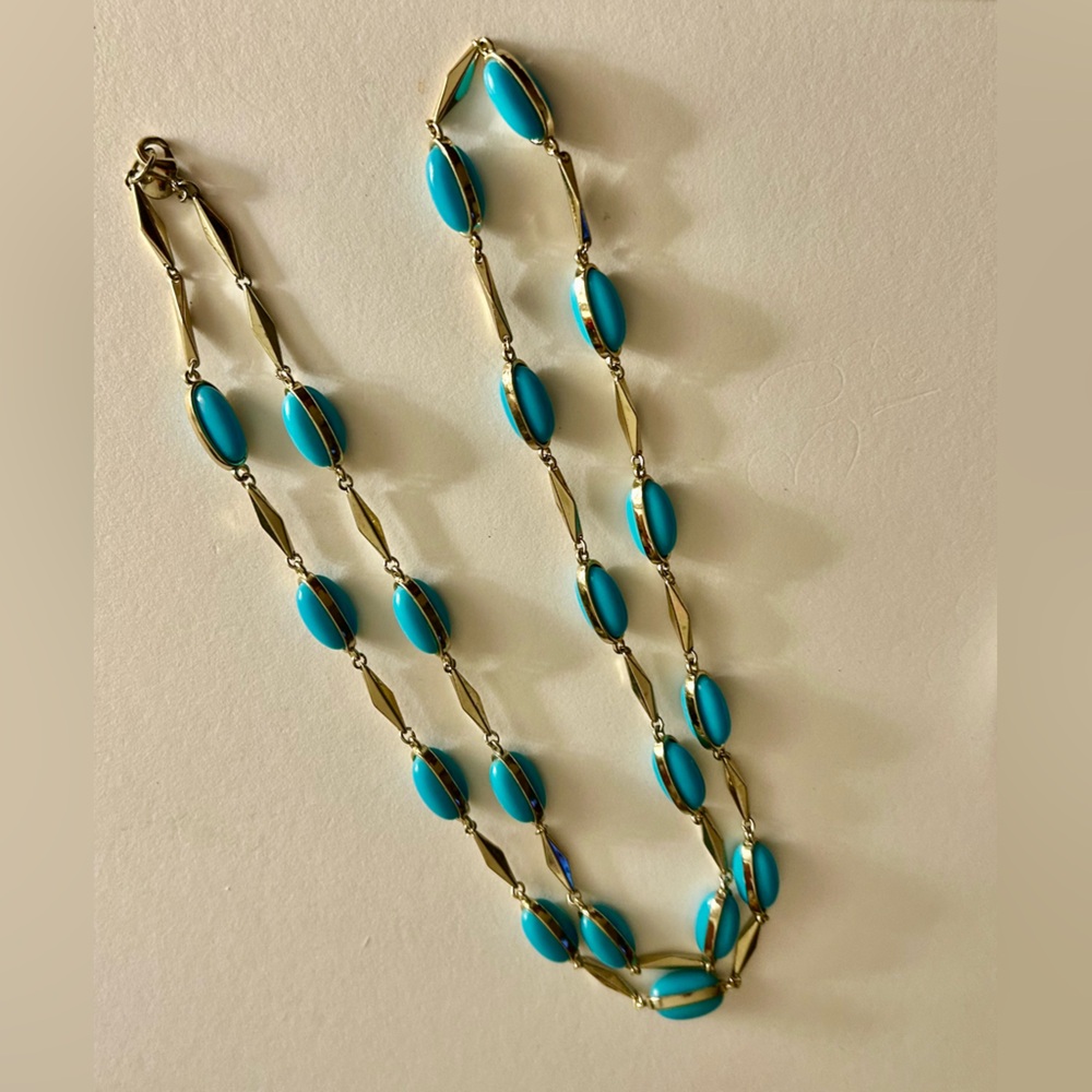 J.Crew Necklace Turquoise double sided Oval Beads, gold Diamond-shape links 34”